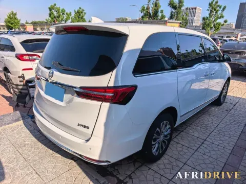 2022 Buick GL8 7