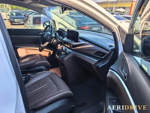 2022 Buick GL8 8