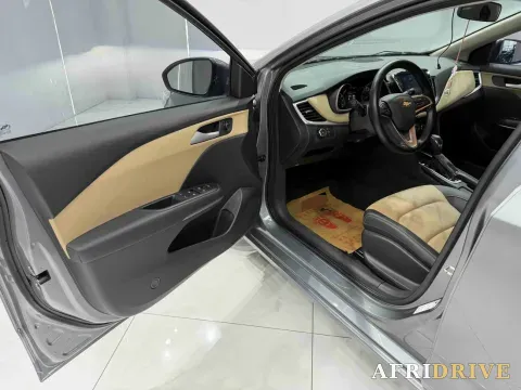 2022 Chevrolet Monza 7