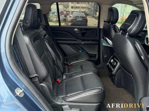 2020 Lincoln Aviator 3