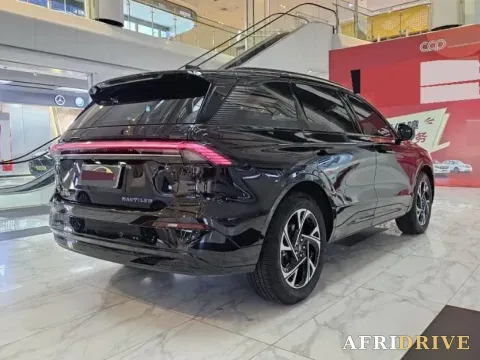 2025 Lincoln Nautilus 5