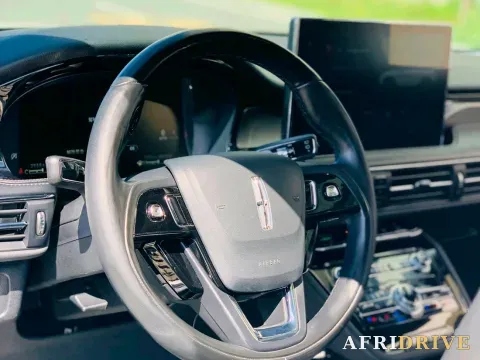 2022 Lincoln Corsair 10