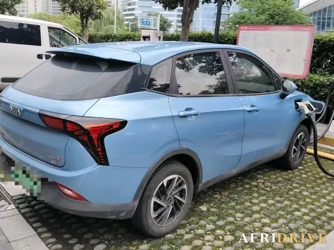 2021 Neta V 2