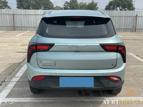 2022 Neta V 5