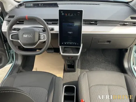 2022 Neta V 7
