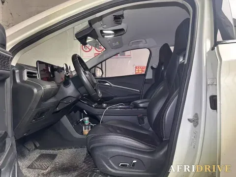 2021 DongFeng FuKang e Elysee 3