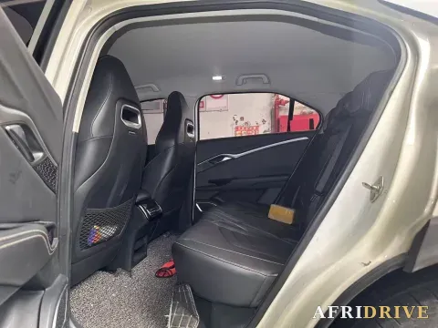 2021 DongFeng FuKang e Elysee 4