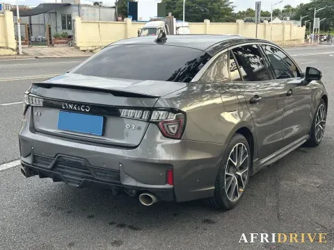 2022 LYNK&CO 03 9