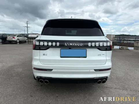 2021 LYNK&CO 09 EM-P 5