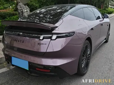 2025 LYNK&CO 10 2