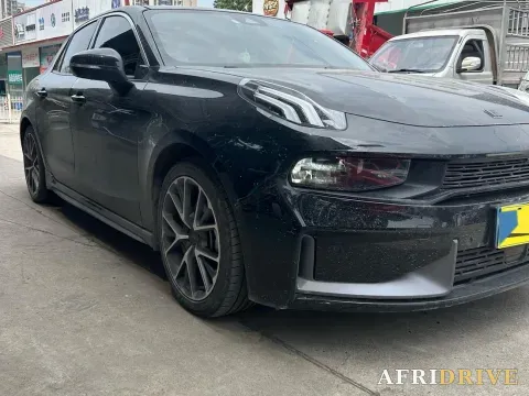 2022 LYNK&CO 03 3