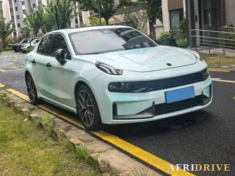 2022 LYNK&CO 03 3