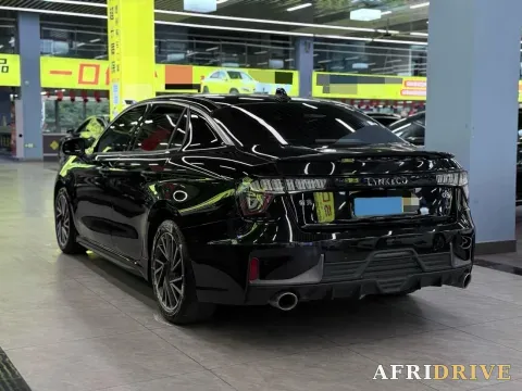 2022 LYNK&CO 03 6