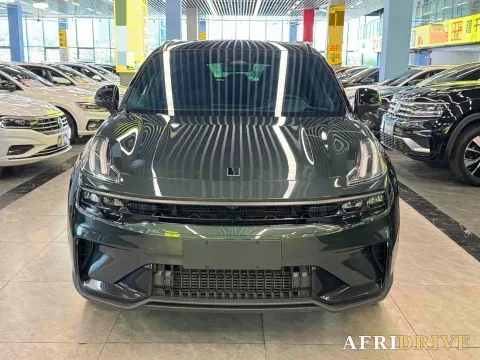 2023 LYNK&CO 03 2