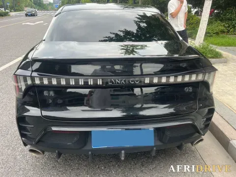 2025 LYNK&CO 03 6