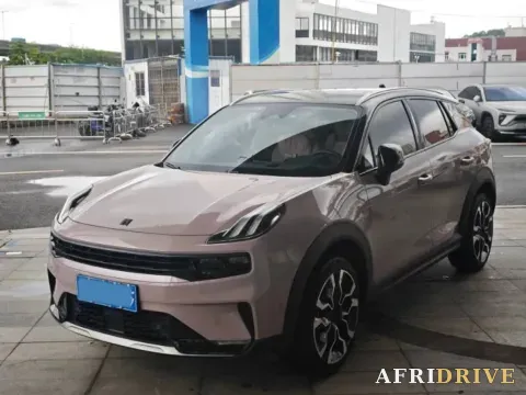 2022 LYNK&CO 02