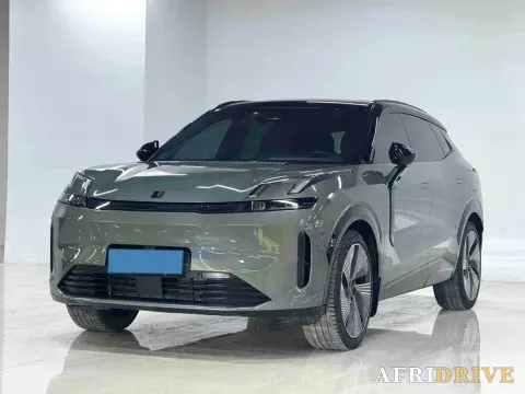 2023 LYNK&CO 08 EM-P