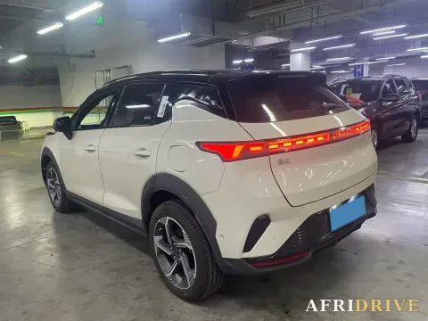 2026 LYNK&CO 06 6