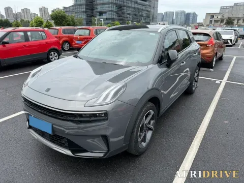 2020 LYNK&CO 06
