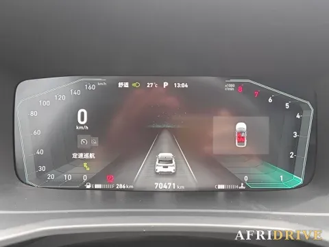 2020 LYNK&CO 06 5