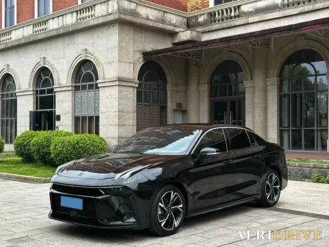 2023 LYNK&CO 03