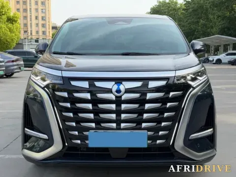 2022 Mercedes-Benz GLC Class 2