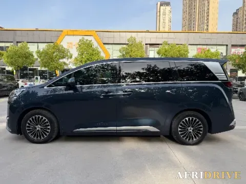 2022 Mercedes-Benz GLC Class 3