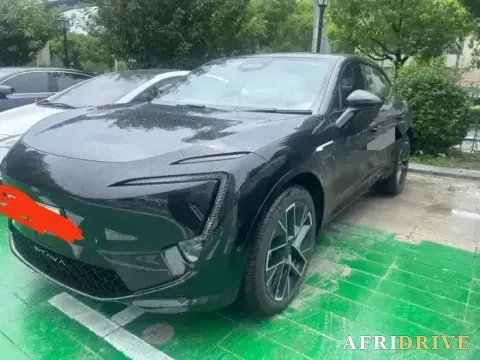 2025 Avatr 11