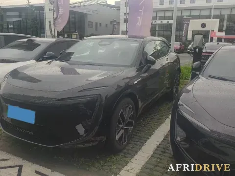2025 Avatr 11 5