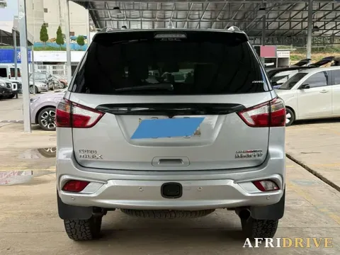 2018 Isuzu Mu-X 5