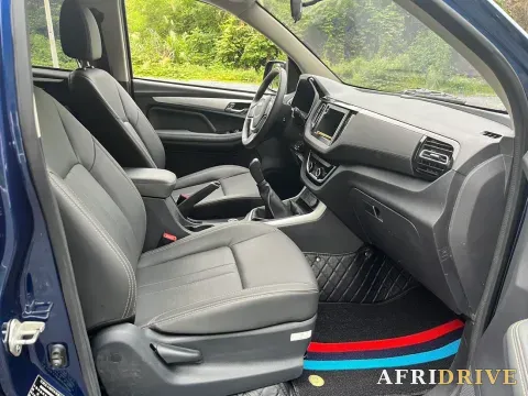 2024 Isuzu RE-MAX Jim 6