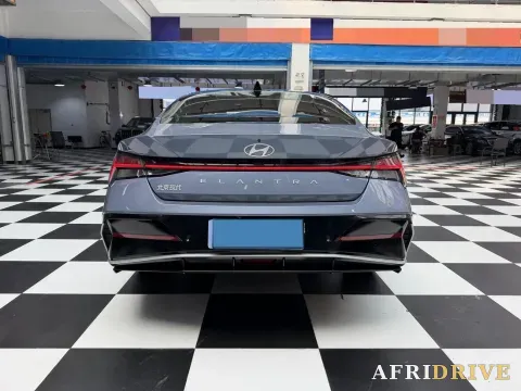 2023 Hyundai Elantra 15