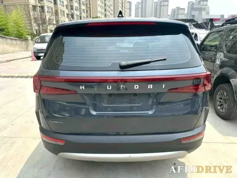 2021 Hyundai Custo 8