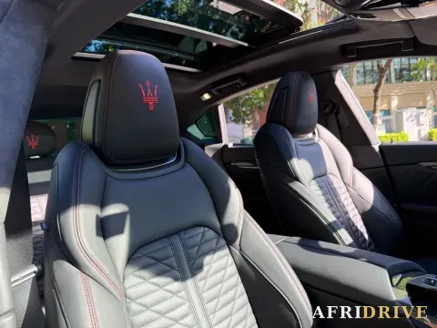 2019 Maserati Levante 8