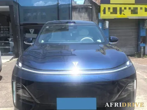 2025 Deepal S09 3