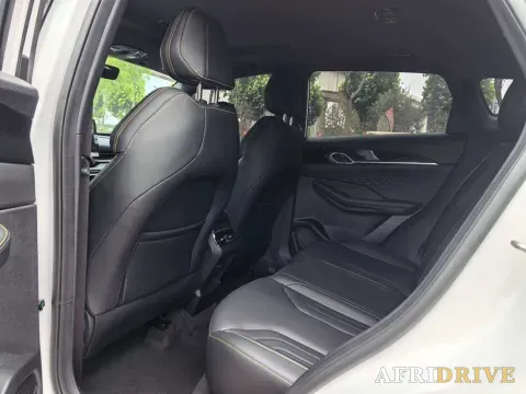 2025 Geely Coolray 6