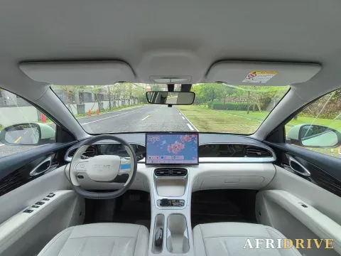 2025 Geely Galaxy GEOME 12