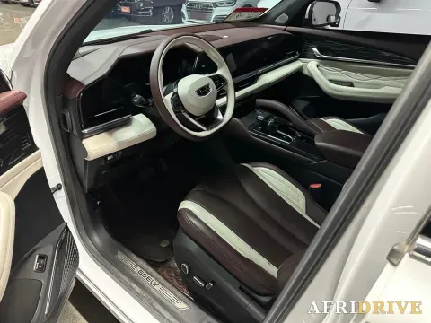 2024 Geely Monjaro 3