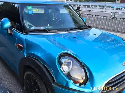 2018 MINI MINI 9