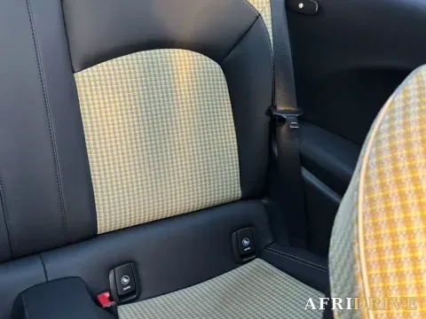 2023 MINI MINI 7
