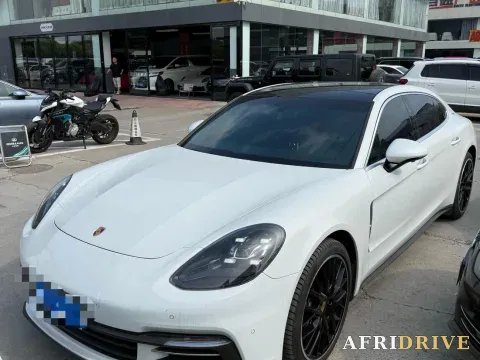 2019 Porsche Panamera
