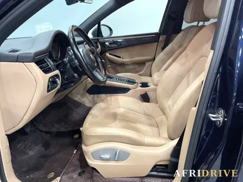 2018 Porsche Macan 4