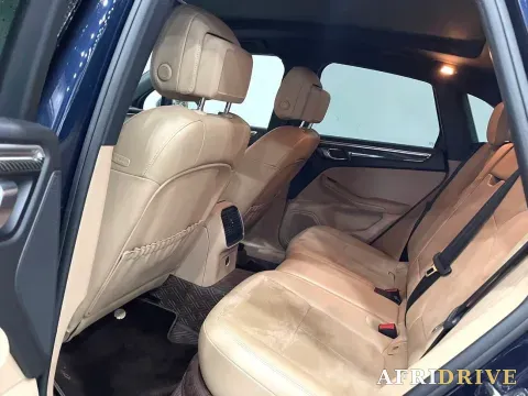 2018 Porsche Macan 5
