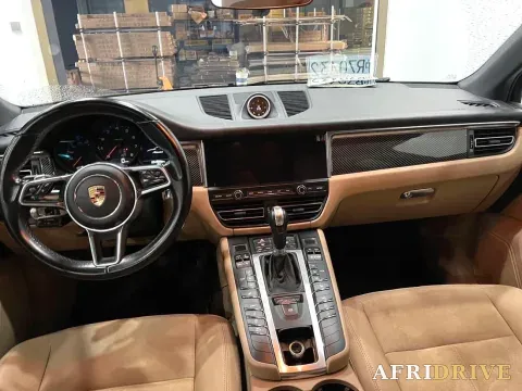 2018 Porsche Macan 6