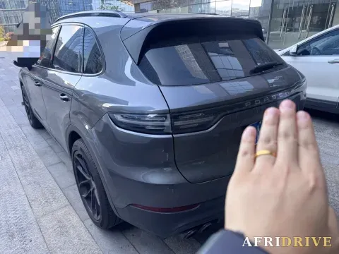 2019 Porsche Cayenne 2