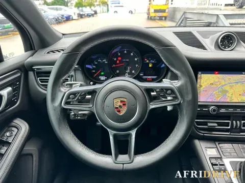 2020 Porsche Macan 9
