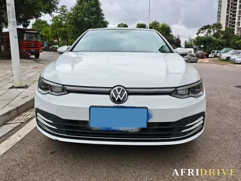 2021 Volkswagen Golf 2