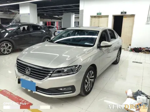 2022 Bestune B70