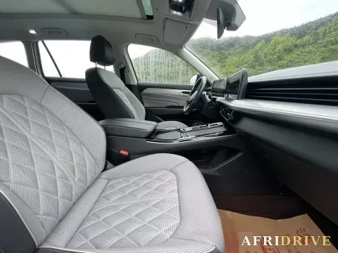 2023 Volkswagen Tavendor 4