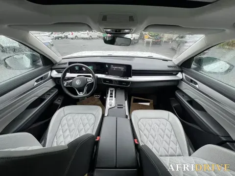 2023 Volkswagen Tavendor 5